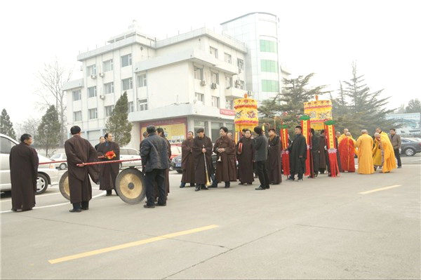 广州灵车接运 殡仪一条龙办理 白事24小时一条龙服务