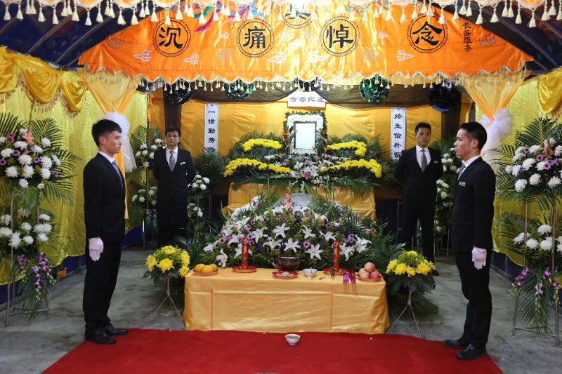 广东省白云区哪有灵车 灵车接运