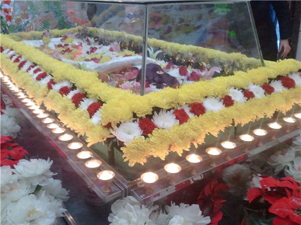 广东省白云殡仪车服务电话 灵车出租电话