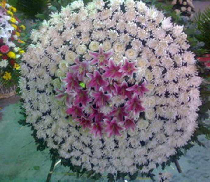 广东省番禺火葬场灵车电话 灵车水晶棺出租