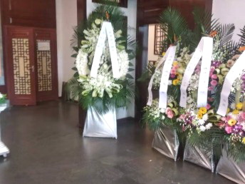 广东省白云灵堂布置 布置灵堂 殡葬一条龙