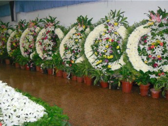 广东省白云寿衣骨灰盒 殡葬白事服务 灵堂灵车