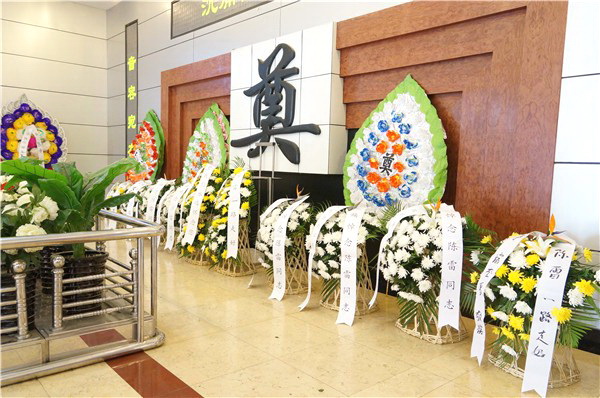 广东增城区殡葬白事一条龙 花圈