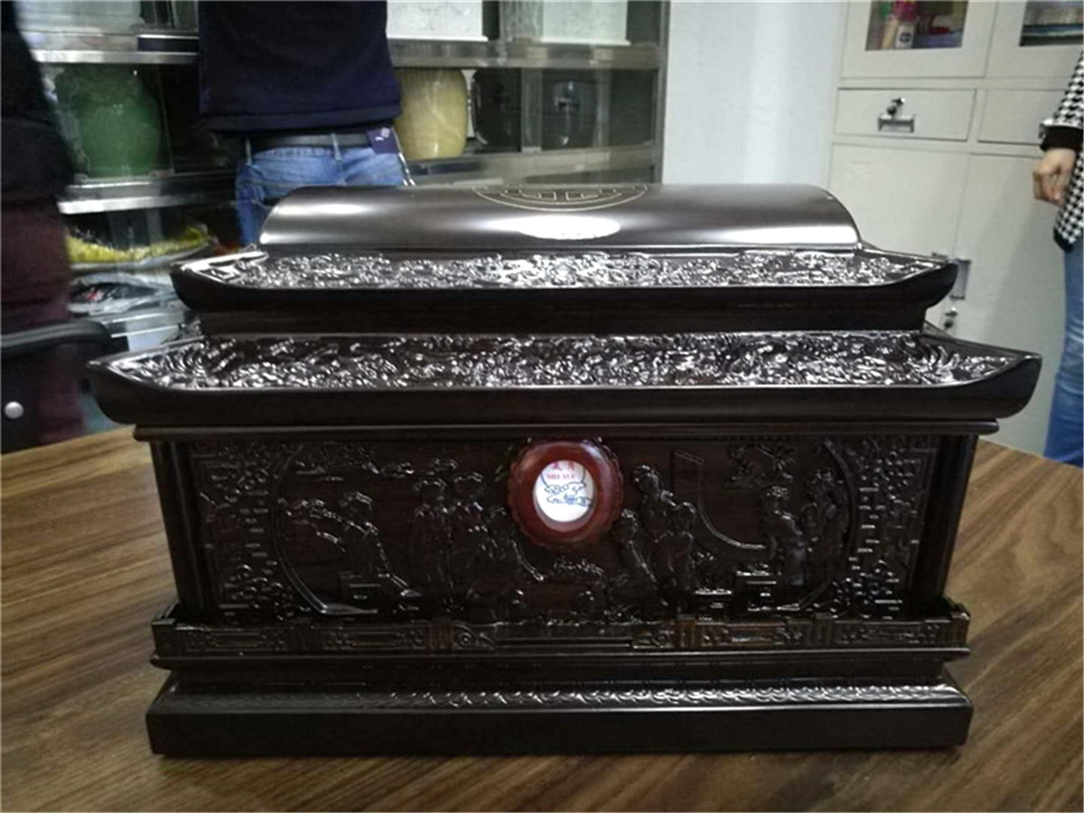 广东广州市殡仪一条龙办理 骨灰盒 灵车接运